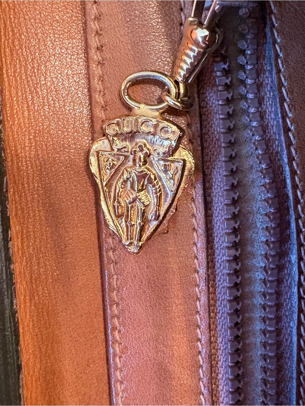 Gucci bag - Picture 7 of 10